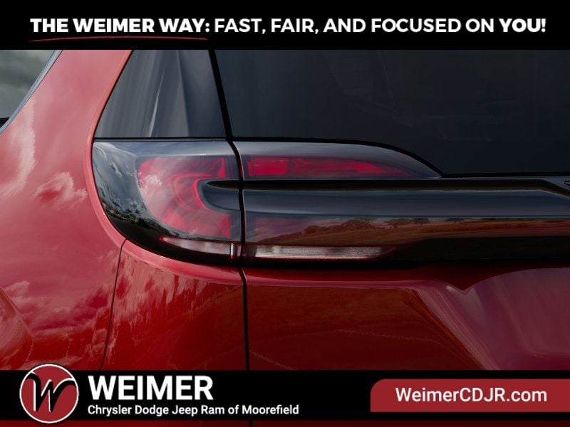 New 2027 Chrysler Pacifica Limited - photo - 8