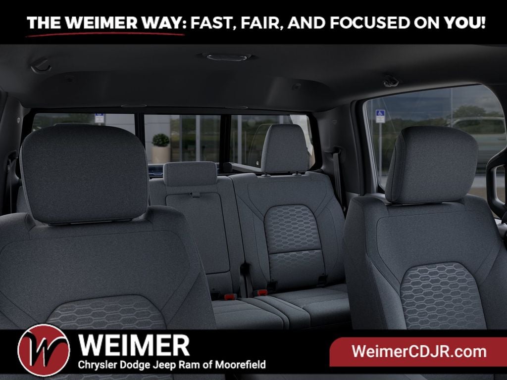 New 2026 Ram 1500 Express - photo - 25