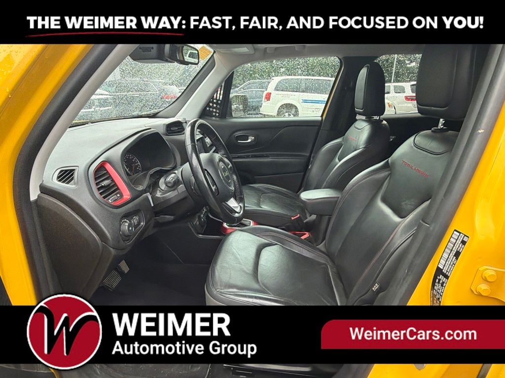 Pre-Owned 2019 Jeep Renegade Trailhawk - photo - 10