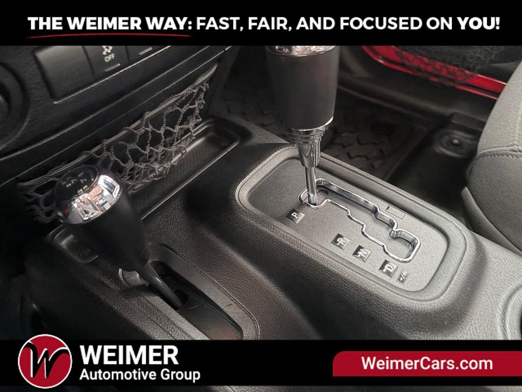 Pre-Owned 2015 Jeep Wrangler Unlimited Sport - photo - 29