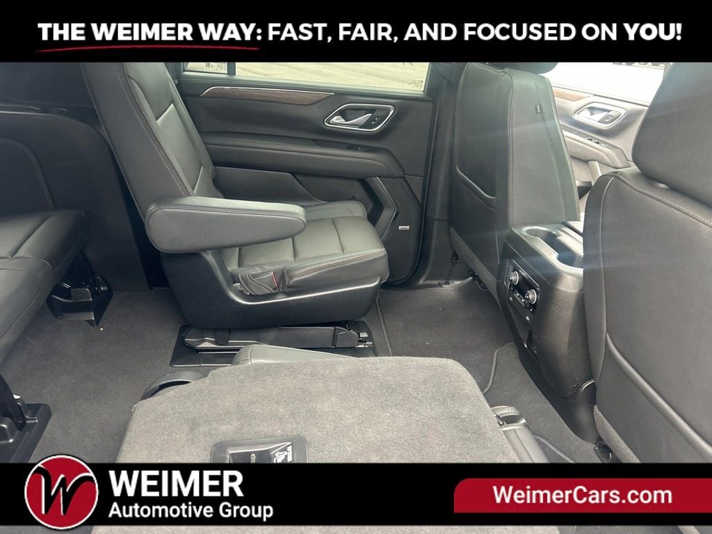Pre-Owned 2023 Chevrolet Suburban High Country - photo - 38