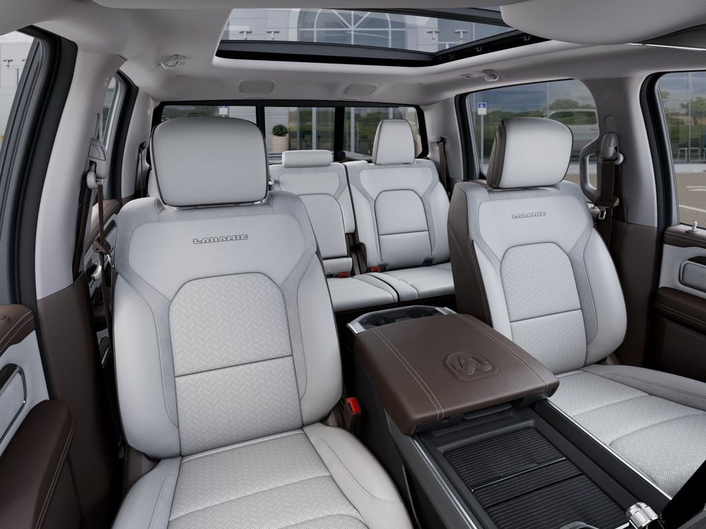 New 2026 Ram 1500 Laramie - photo - 15