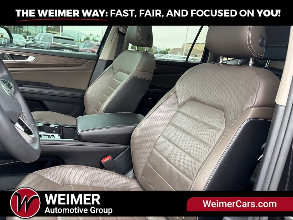 Pre-Owned 2024 Volkswagen Atlas 2.0T SEL - photo - 24