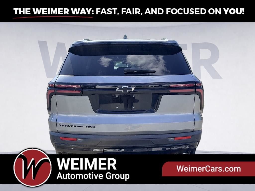 Pre-Owned 2026 Chevrolet Traverse LT - photo - 4