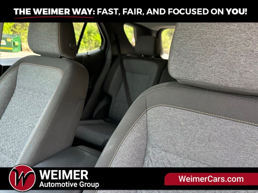 Pre-Owned 2023 Chevrolet Equinox LT - photo - 19