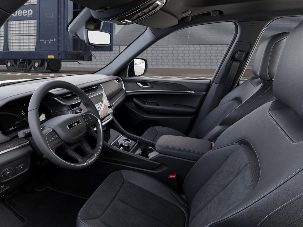 New 2026 Jeep Grand Cherokee Altitude - photo - 21