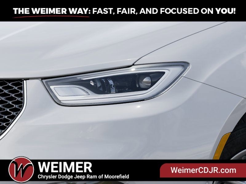 New 2025 Chrysler Pacifica Select - photo - 9