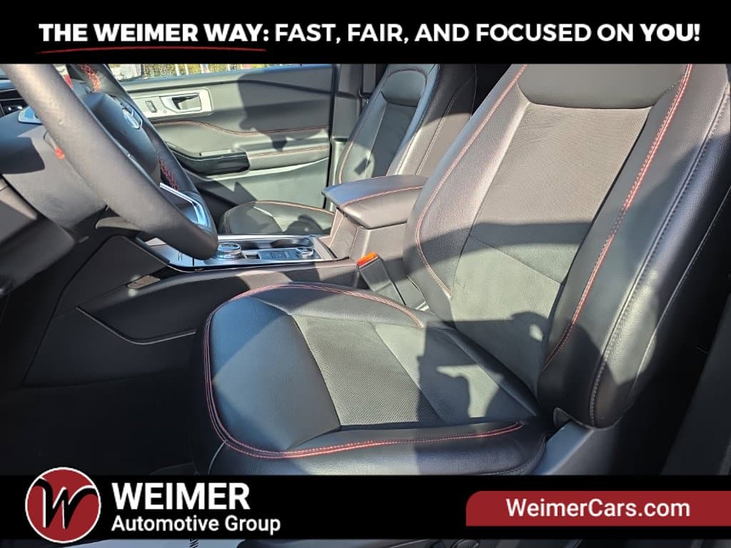 Pre-Owned 2023 Ford Explorer ST-Line - photo - 16