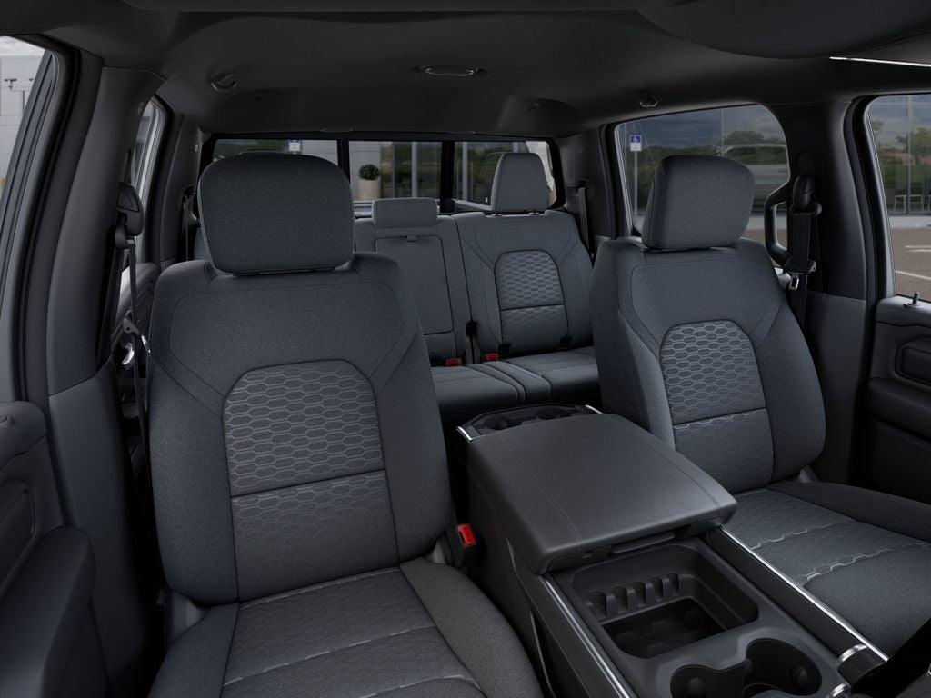 New 2026 Ram 1500 Express - photo - 15