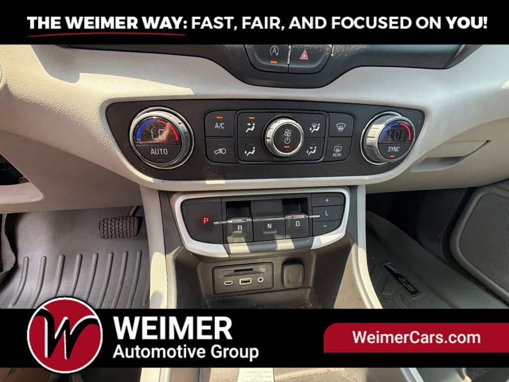 Pre-Owned 2022 GMC Terrain SLT - photo - 26