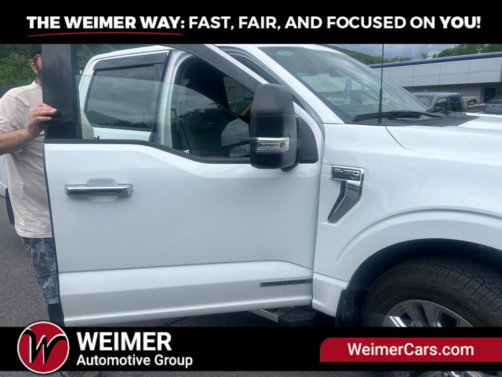 Pre-Owned 2025 Ford F-150 XLT - photo - 10