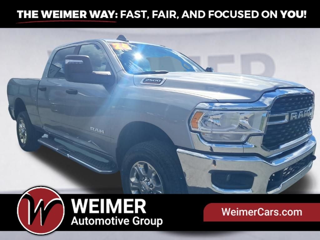 Pre-Owned 2024 Ram 2500 Big Horn - photo - 3