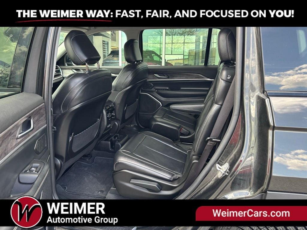 Pre-Owned 2022 Jeep Grand Cherokee L Limited - photo - 12