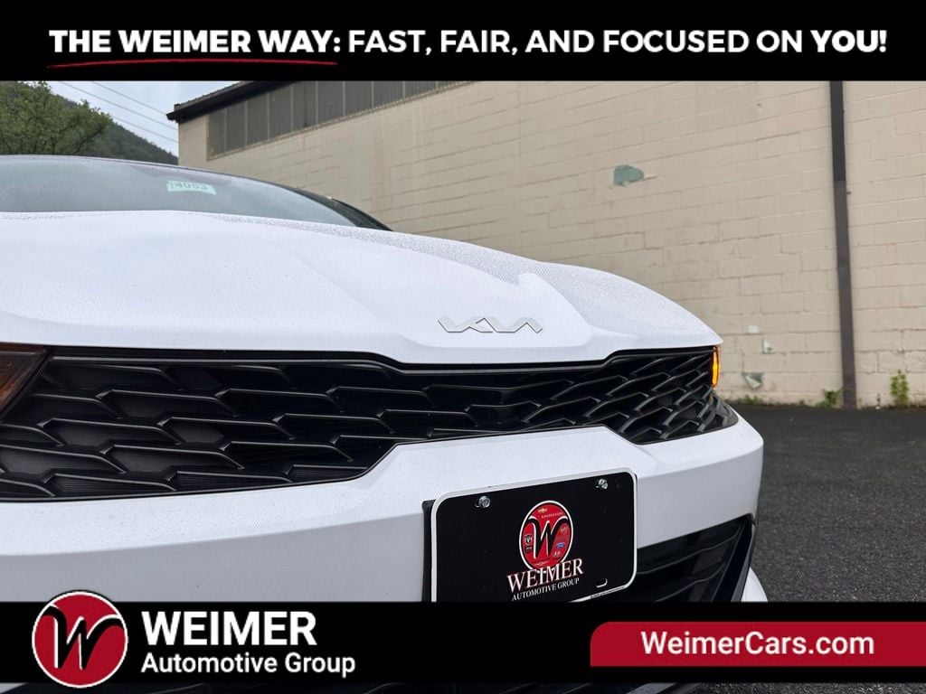 Pre-Owned 2022 Kia K5 GT-Line - photo - 2