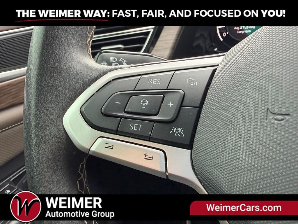 Pre-Owned 2024 Volkswagen Atlas 2.0T SEL - photo - 31