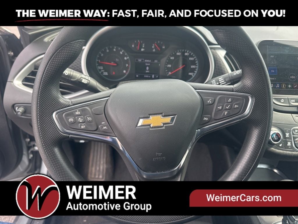 Pre-Owned 2024 Chevrolet Malibu LT - photo - 28