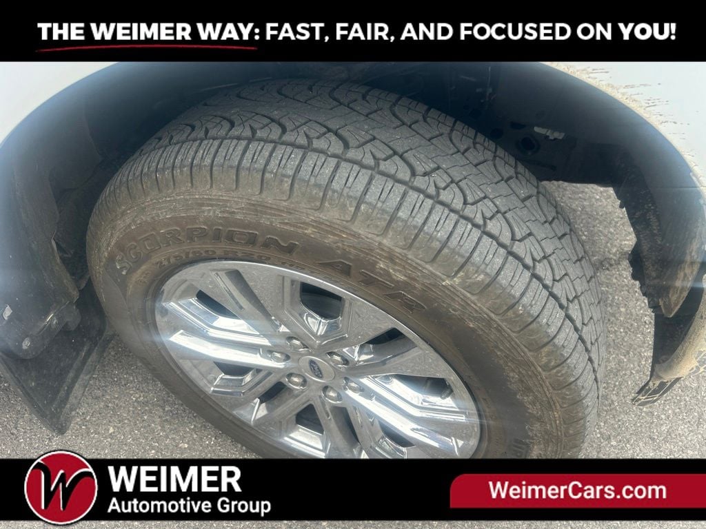 Pre-Owned 2025 Ford F-150 XLT - photo - 11
