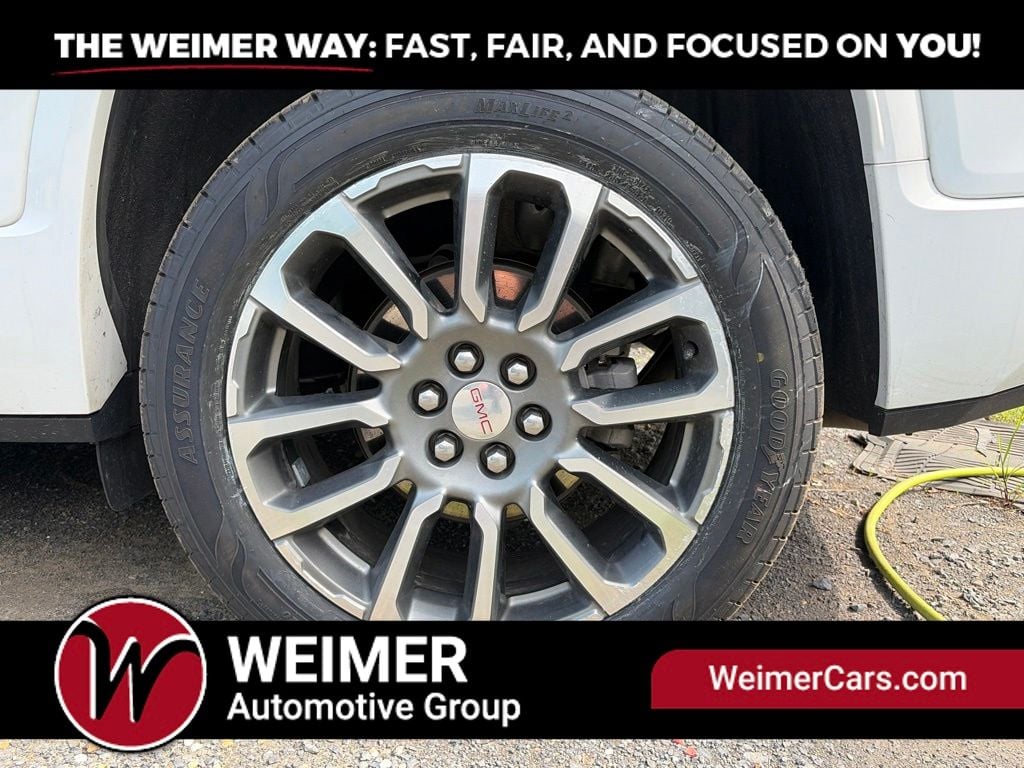 Pre-Owned 2023 GMC Acadia Denali - photo - 7