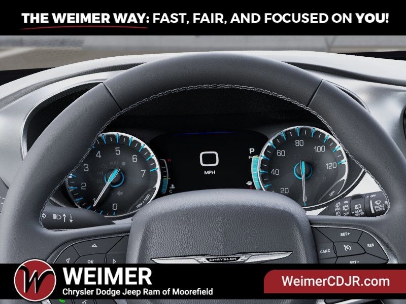 New 2025 Chrysler Pacifica Select - photo - 16