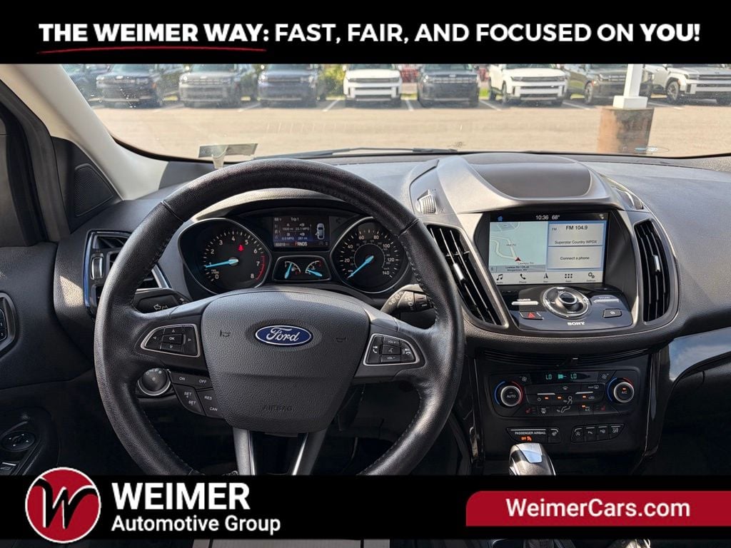 Pre-Owned 2019 Ford Escape Titanium - photo - 17