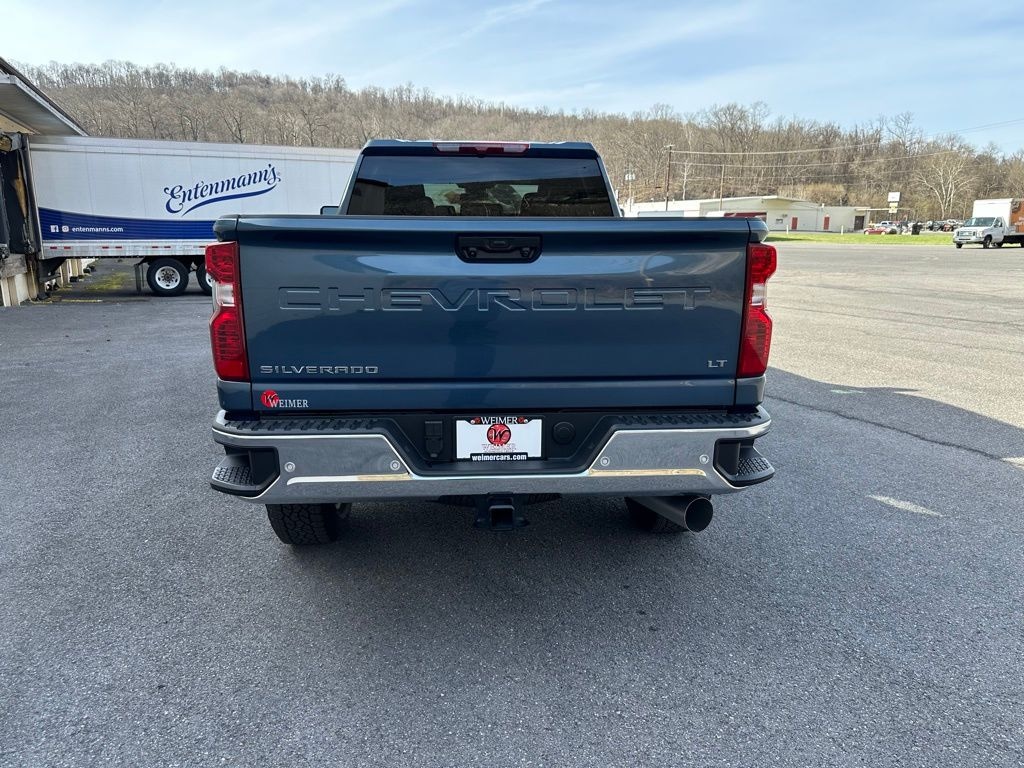 New 2025 Chevrolet Silverado 2500HD LT - photo - 25