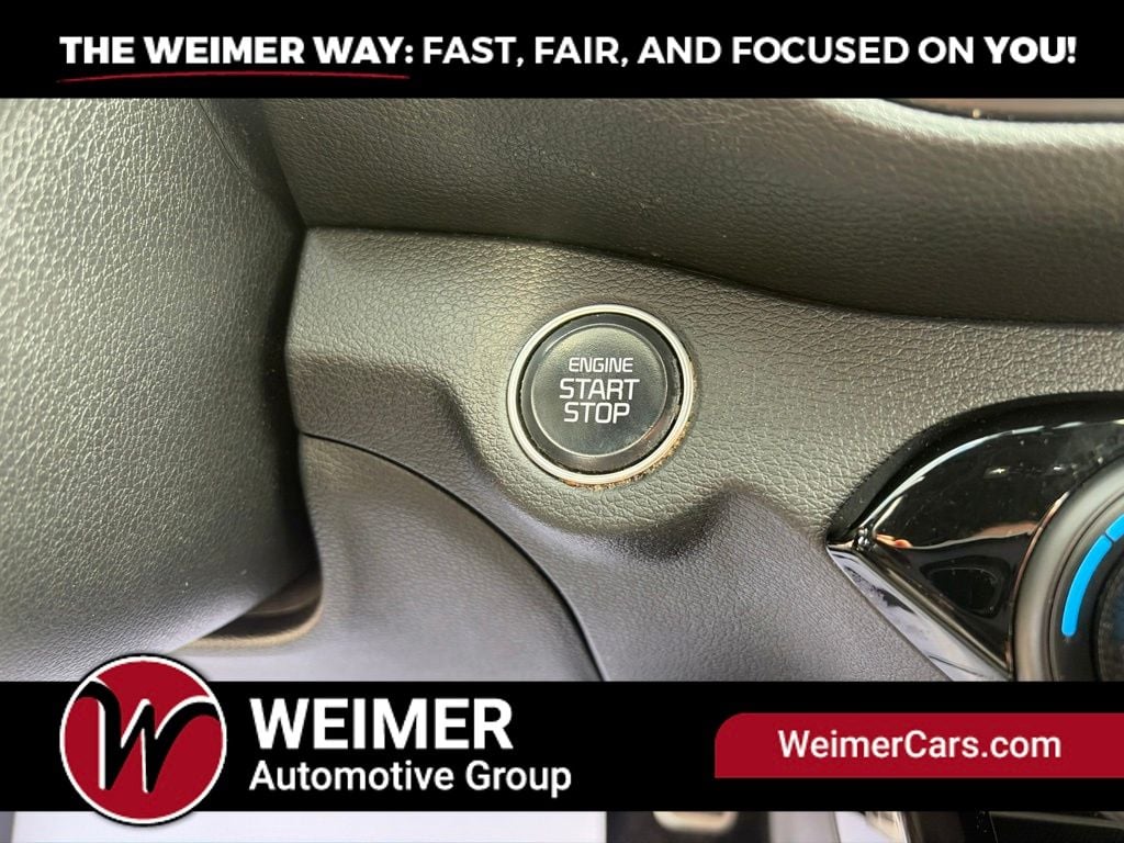 Pre-Owned 2022 Kia Forte GT - photo - 24