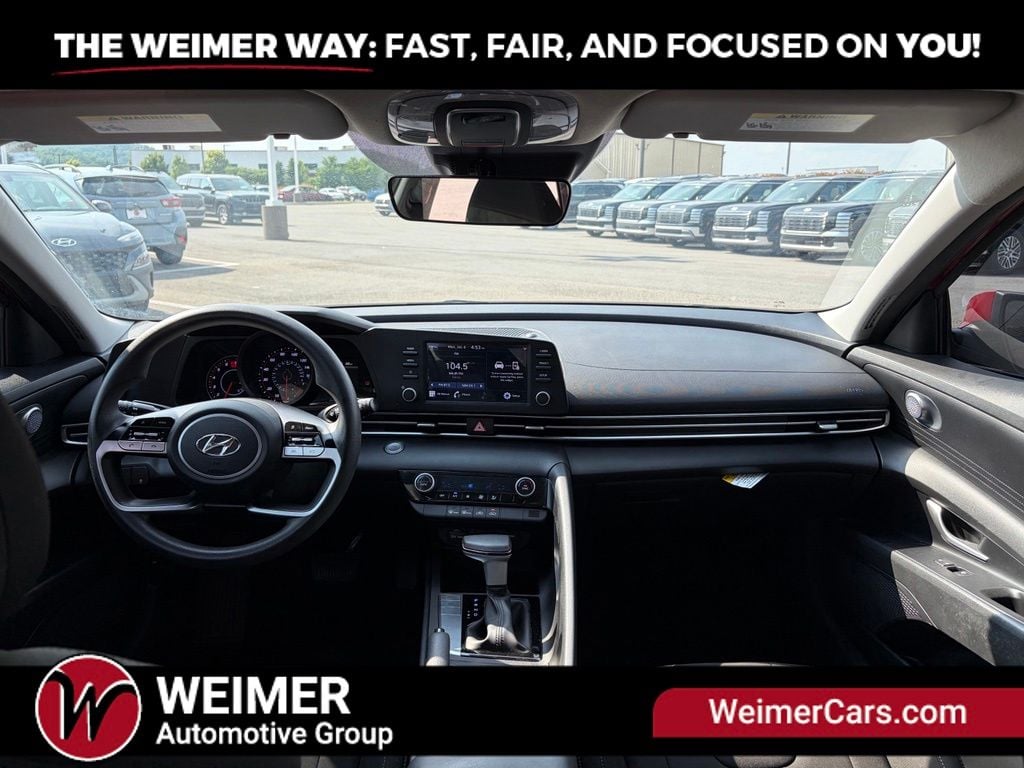 Pre-Owned 2023 Hyundai Elantra SEL - photo - 15