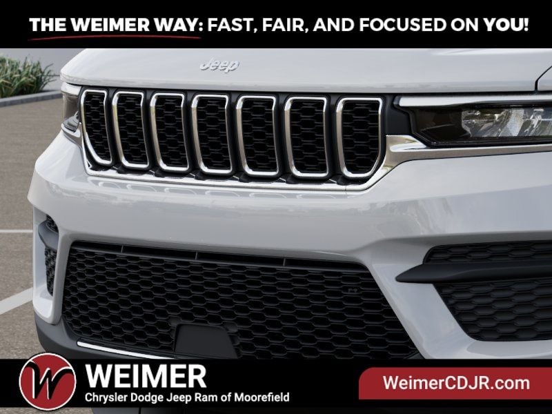 New 2026 Jeep Grand Cherokee Laredo - photo - 10