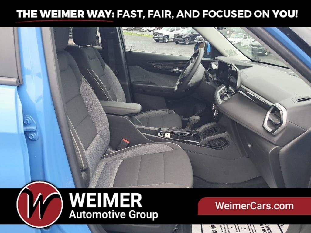 Pre-Owned 2024 Chevrolet TrailBlazer LT - photo - 17