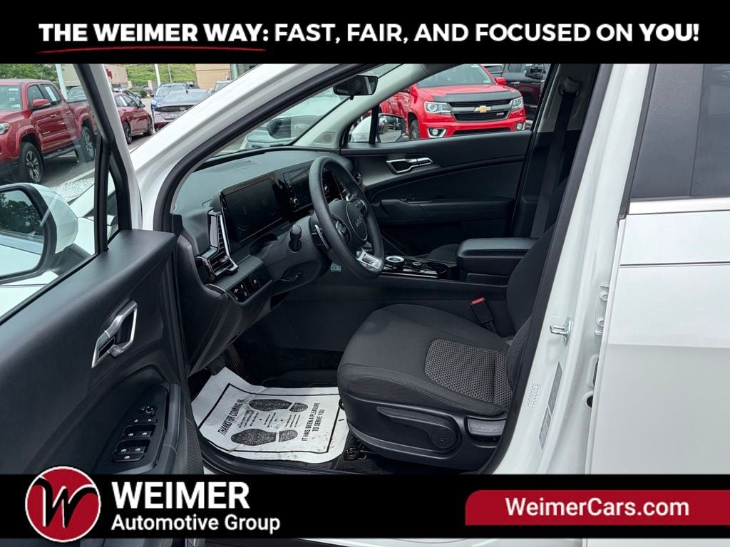 Pre-Owned 2024 Kia Sportage Hybrid LX - photo - 20