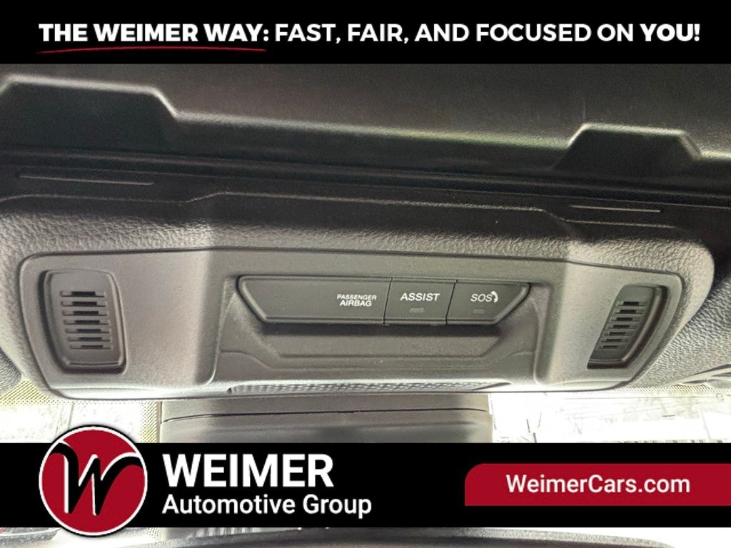 Pre-Owned 2024 Jeep Wrangler Sahara - photo - 26