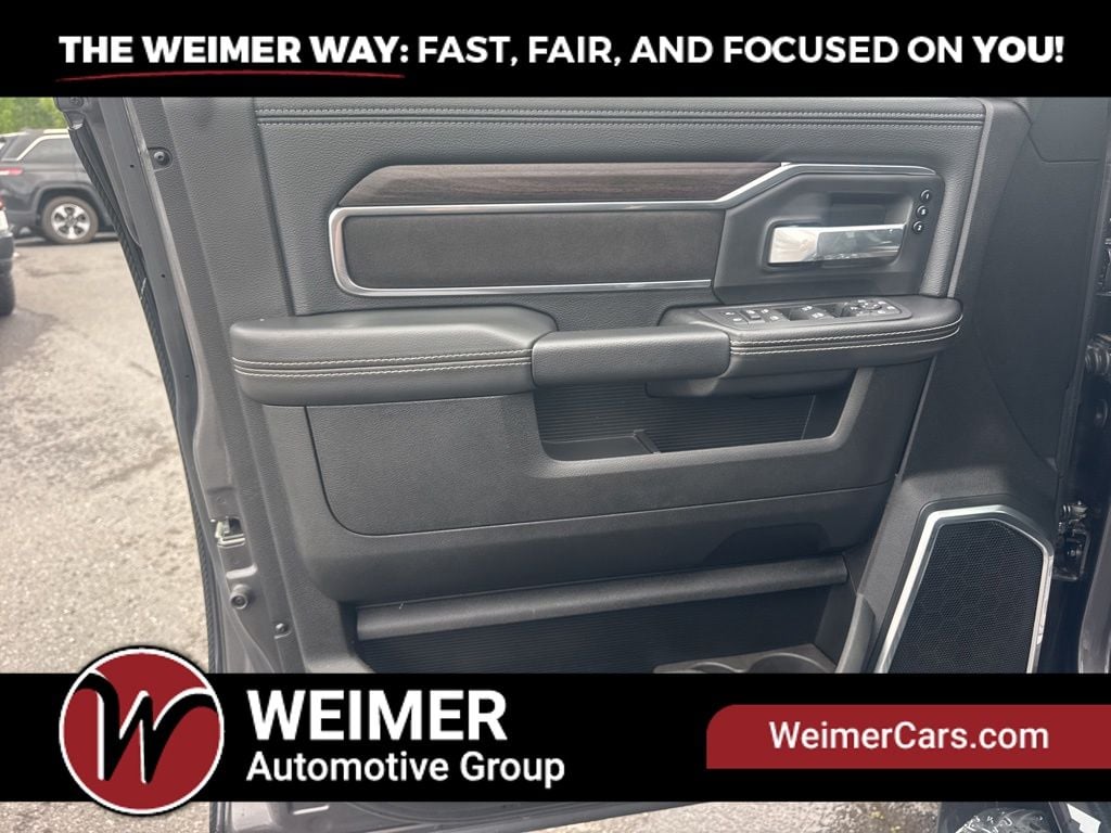 Pre-Owned 2025 Ram 3500 Laramie - photo - 27