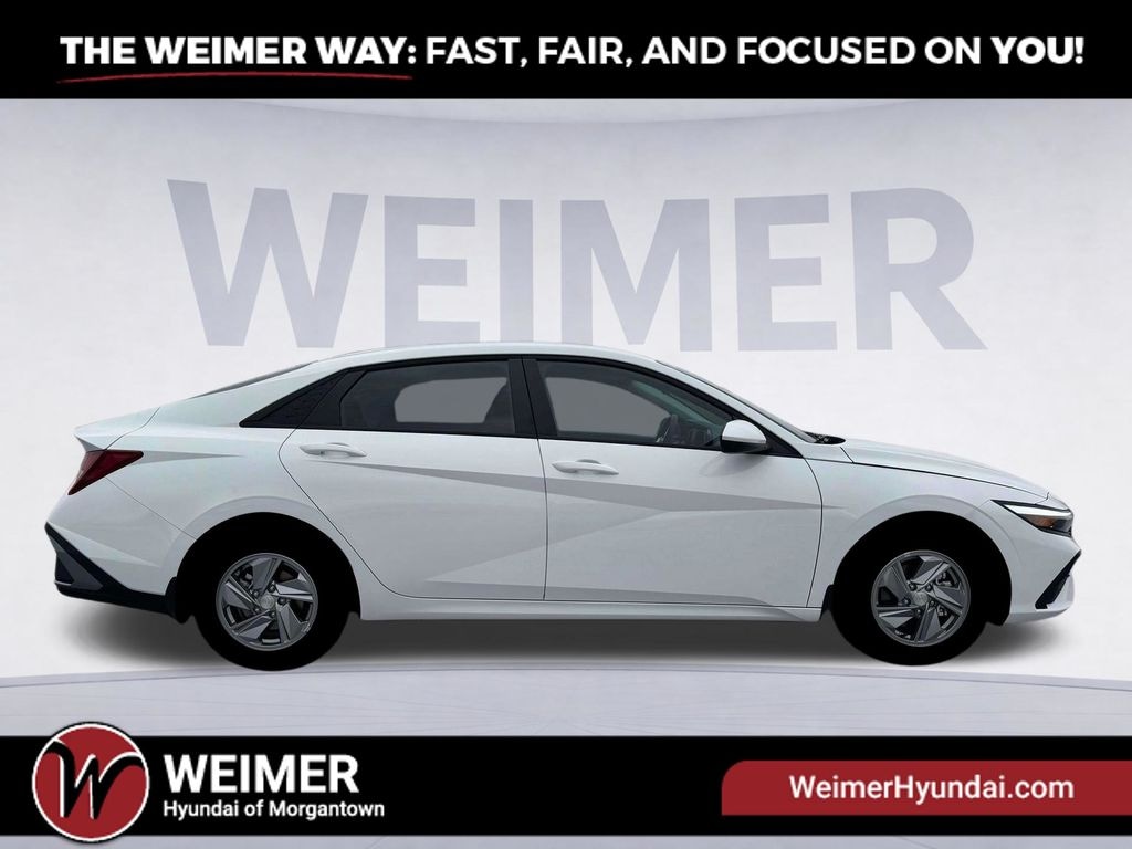 New 2026 Hyundai Elantra SE - photo - 8