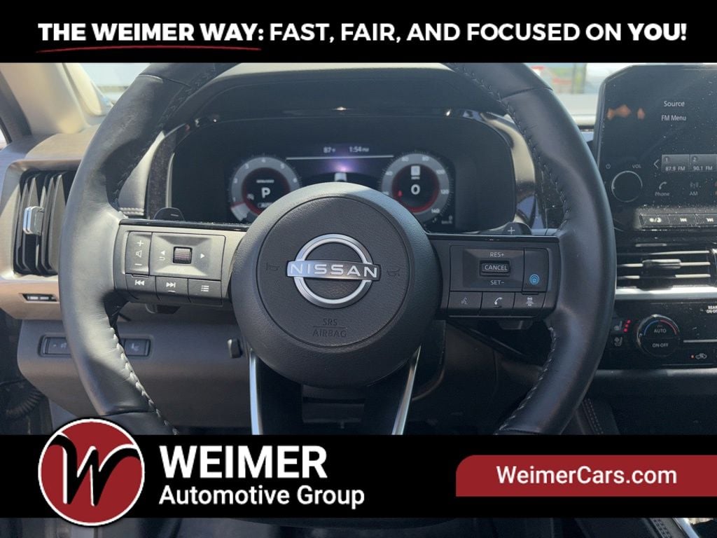 Pre-Owned 2025 Nissan Pathfinder Platinum - photo - 37