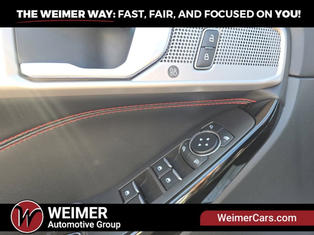 Pre-Owned 2023 Ford Explorer ST-Line - photo - 15