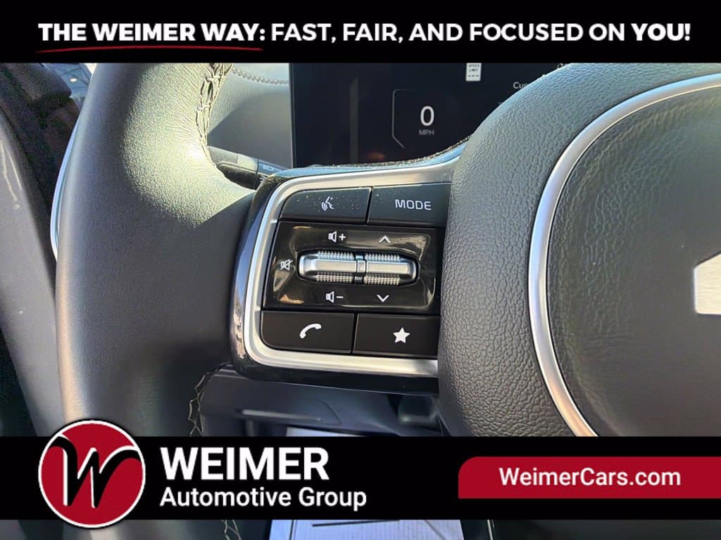 Pre-Owned 2024 Kia Sorento X-Line SX - photo - 20