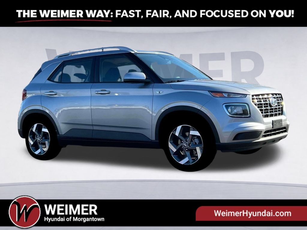 New 2025 Hyundai Venue SEL - photo - 9