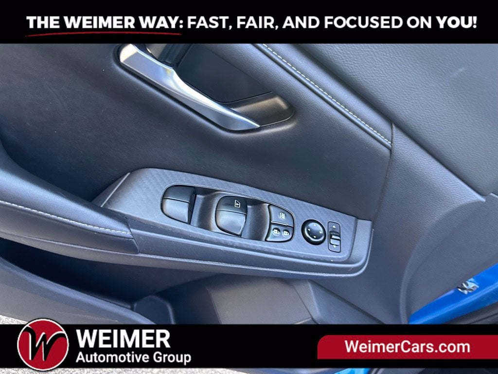 Pre-Owned 2023 Nissan Sentra SV - photo - 8