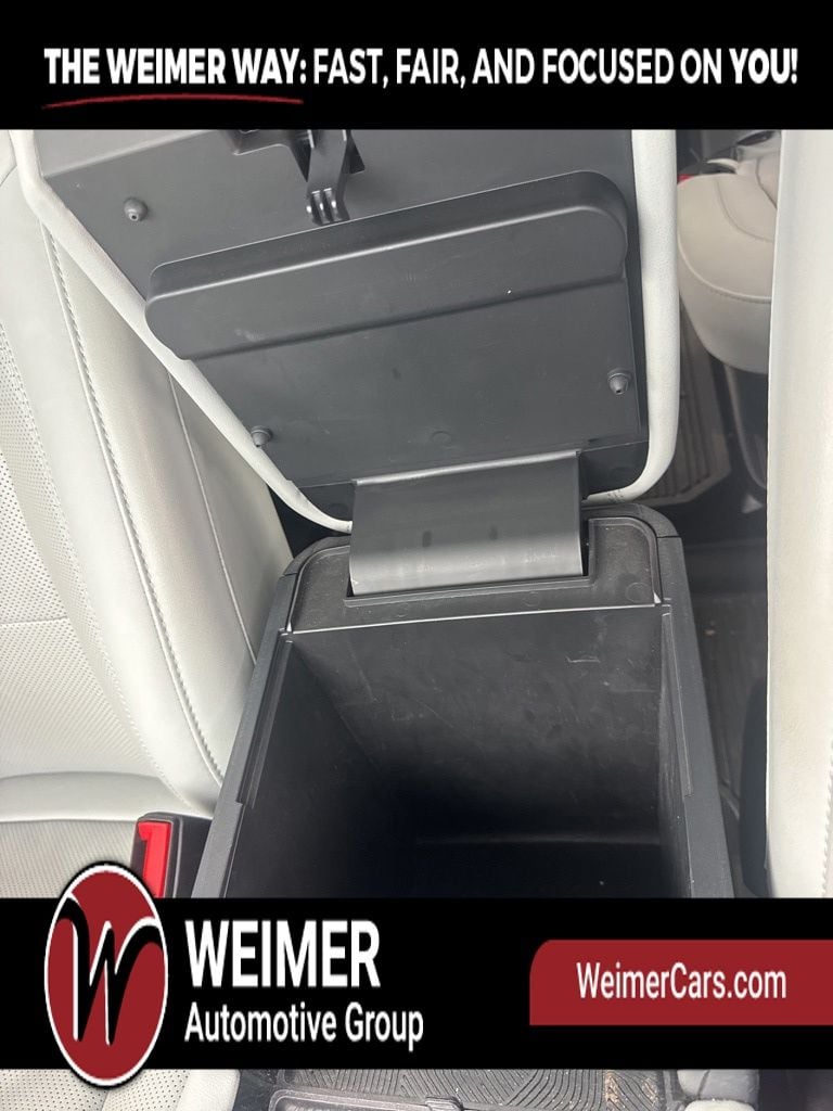 Pre-Owned 2025 Ford Explorer Platinum - photo - 26
