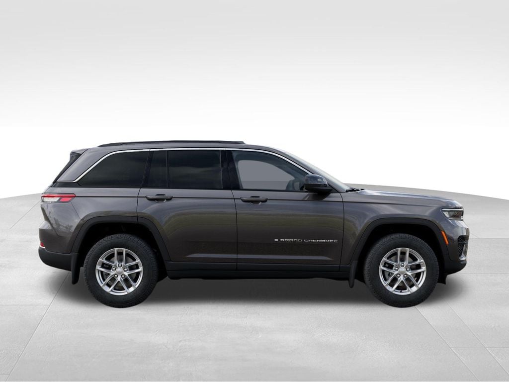 New 2026 Jeep Grand Cherokee Laredo - photo - 20