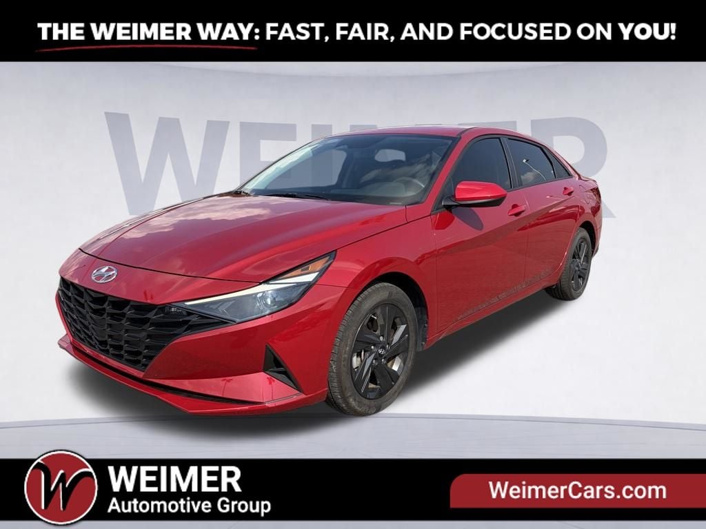 Pre-Owned 2023 Hyundai Elantra SEL - photo - 0