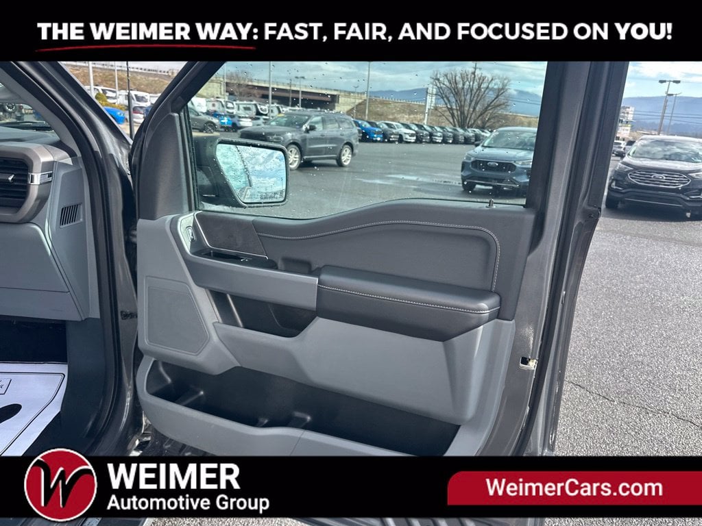 Pre-Owned 2025 Ford F-150 XLT - photo - 37