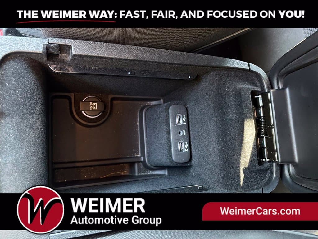 Pre-Owned 2023 Dodge Charger GT - photo - 33