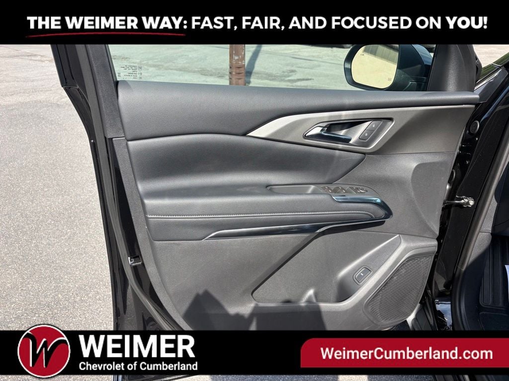 New 2026 Chevrolet Traverse LT - photo - 7