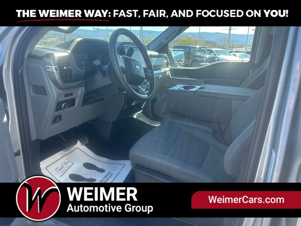 Pre-Owned 2025 Ford F-150 XLT - photo - 12
