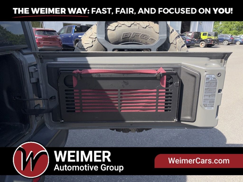 Pre-Owned 2021 Jeep Wrangler Unlimited Rubicon - photo - 10