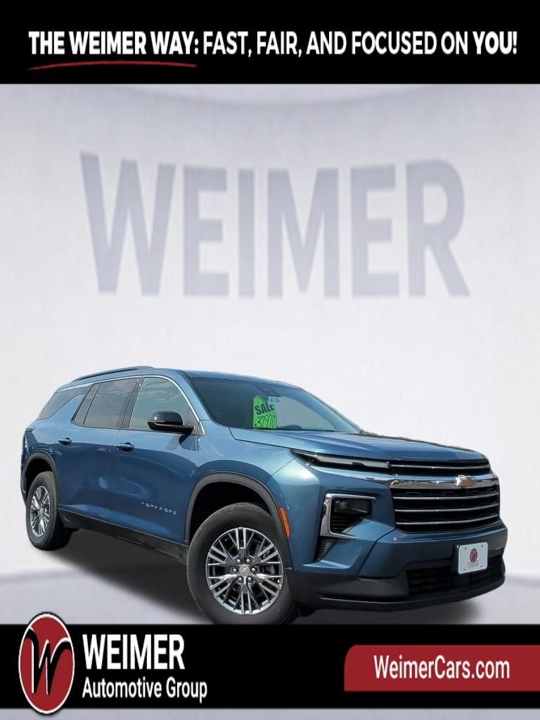 Pre-Owned 2025 Chevrolet Traverse LT - photo - 8