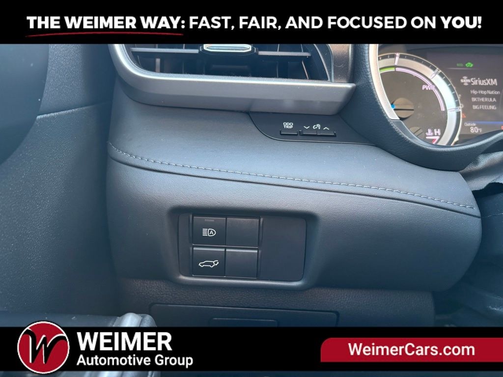 Pre-Owned 2023 Toyota Highlander Hybrid XLE - photo - 19