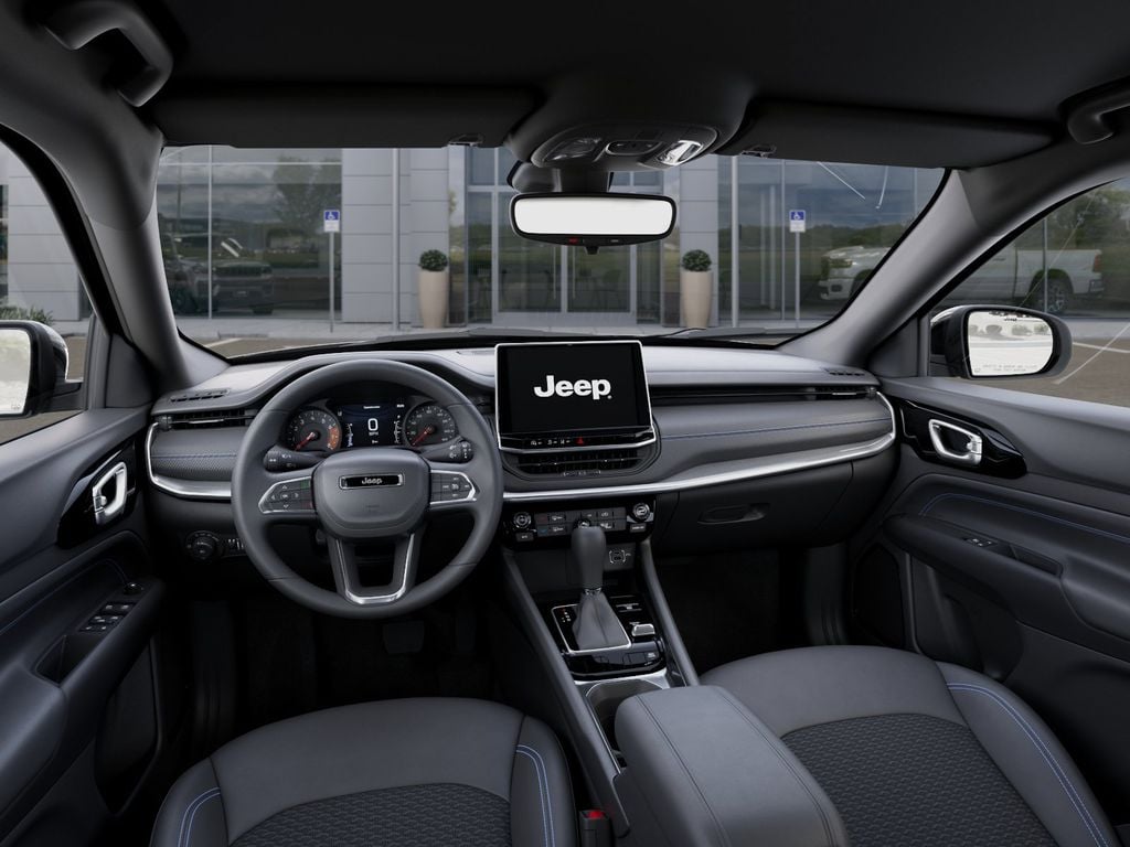 New 2026 Jeep Compass Latitude - photo - 13