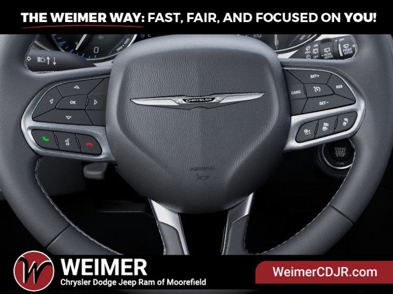 New 2025 Chrysler Pacifica Select - photo - 18